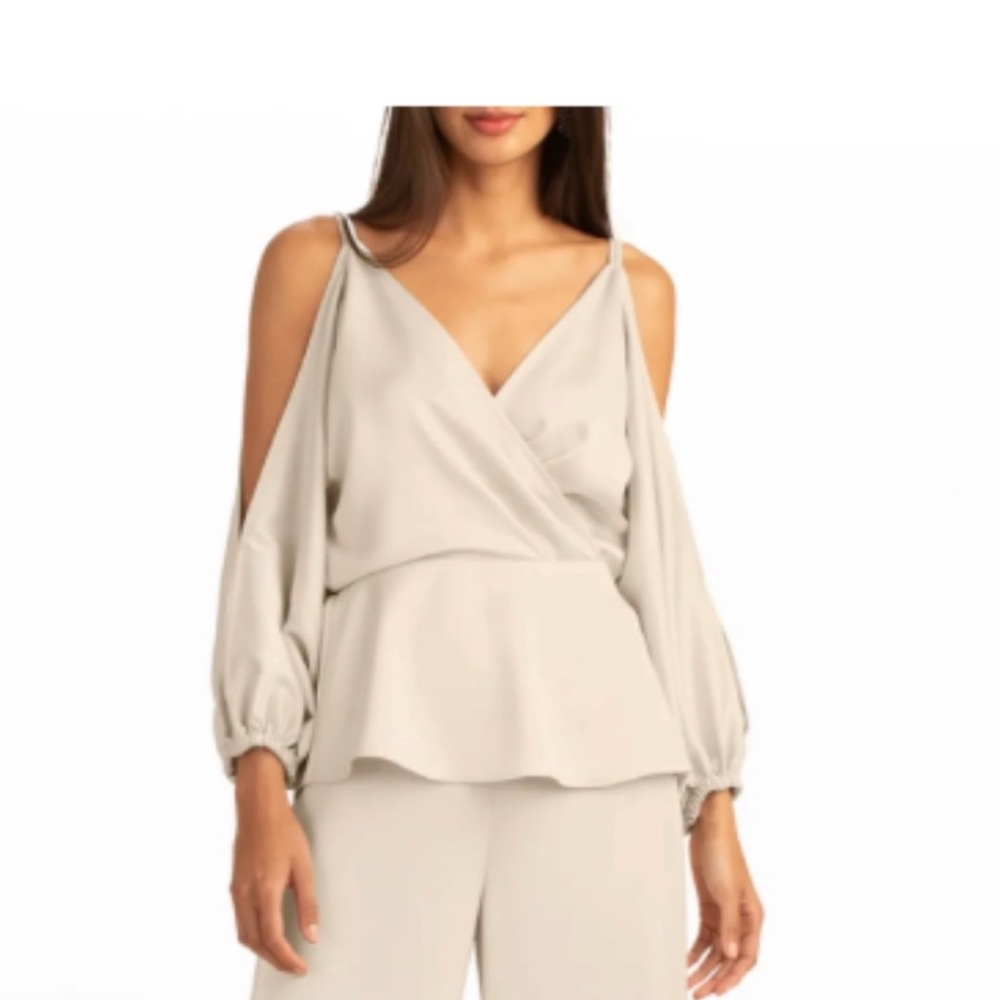 Trina Turk Mixology top medium , NWT originally 178.00